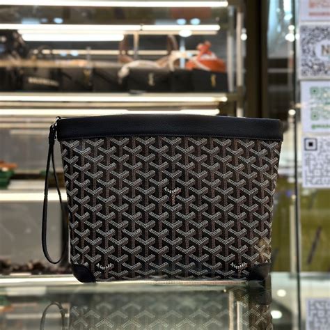 goyard conti pouch price|goyard coin pouch.